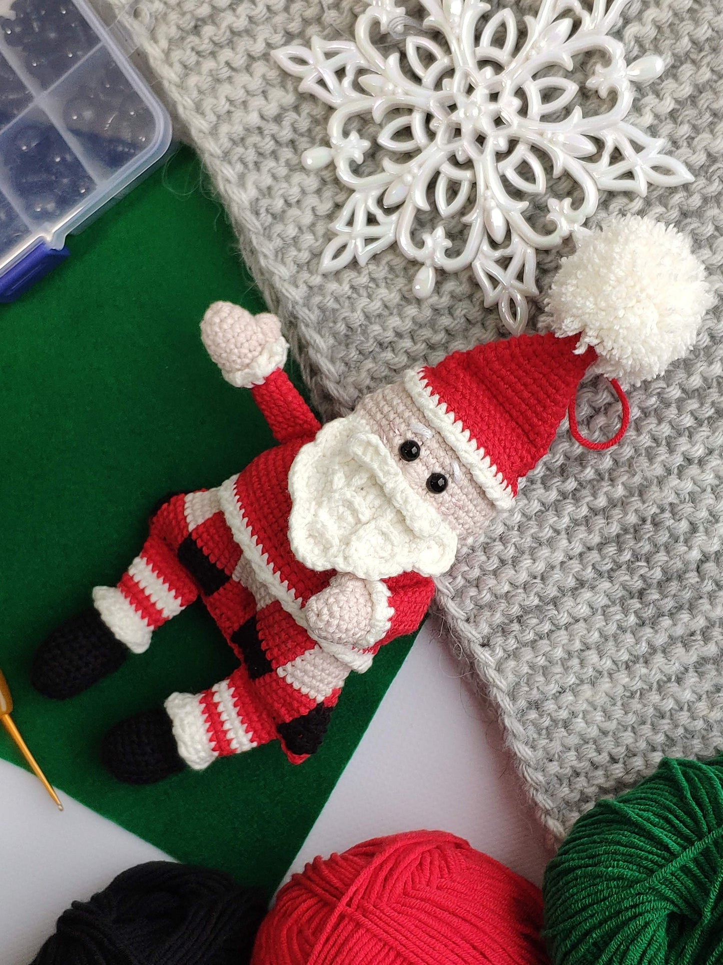 Santa crochet pattern, christmas ornaments, christmas decor